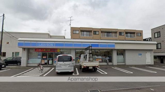 コンビニ　ローソン札幌新琴似１２条店（コンビニ）まで310m