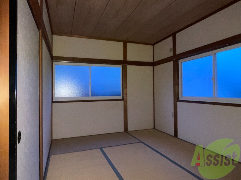 その他部屋・スペース　和室のお部屋があります。畳の良い香りがします。