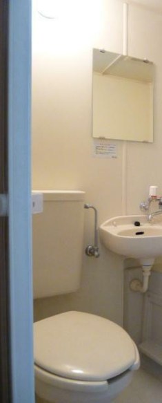 トイレ　※部屋により間取り反転