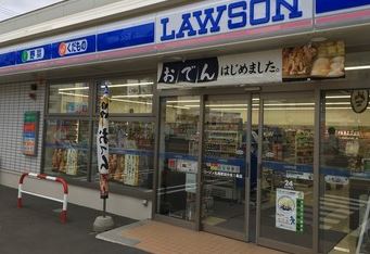 コンビニ　ローソン札幌厚別中央店（コンビニ）まで214m
