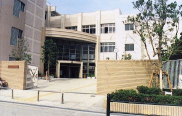 中学校　大阪市立田辺中学校（中学校）まで587m