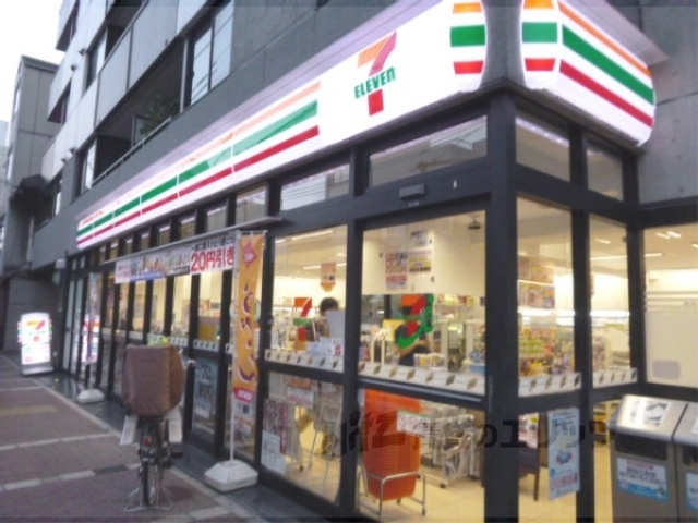 コンビニ　セブンイレブン京都河原町高辻店（コンビニ）まで210m