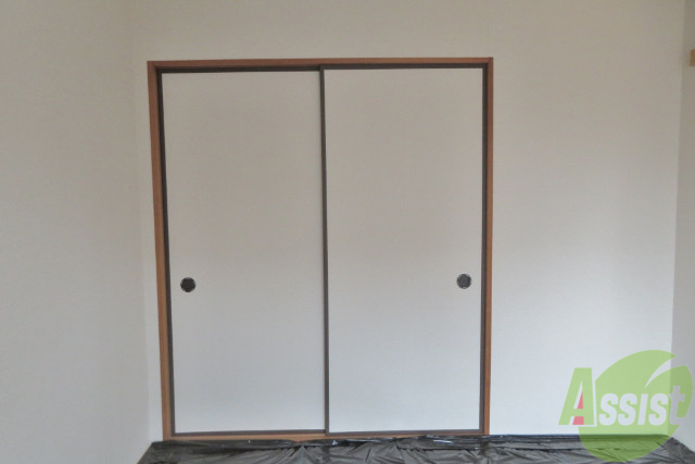 収納　収納は幅もありますね。洋服や荷物はこちらへどうぞ。