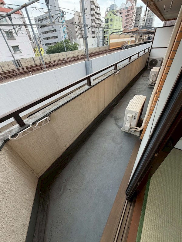 バルコニー