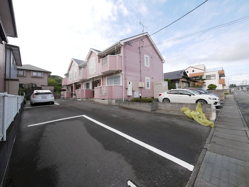 駐車場　敷地内駐車場