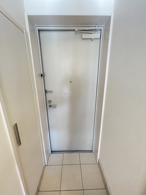 玄関　別部屋参考写真です