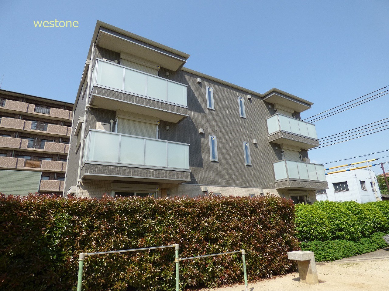 建物外観　駅近・築浅物件