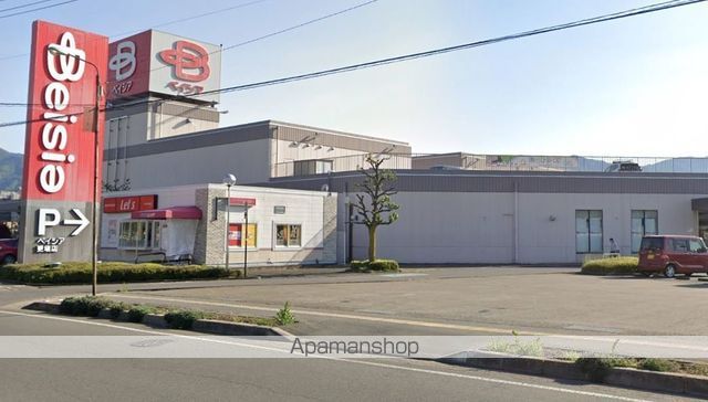 ショッピングセンター　ベイシア　更埴店（ショッピングセンター）まで471m