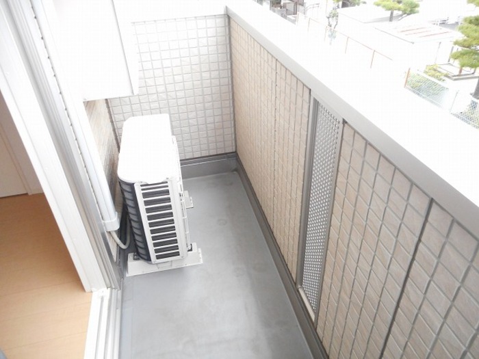 バルコニー　参考写真（同物件別部屋）