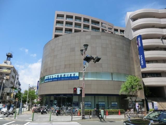 銀行　みずほ銀行　鵠沼支店（銀行）まで386m