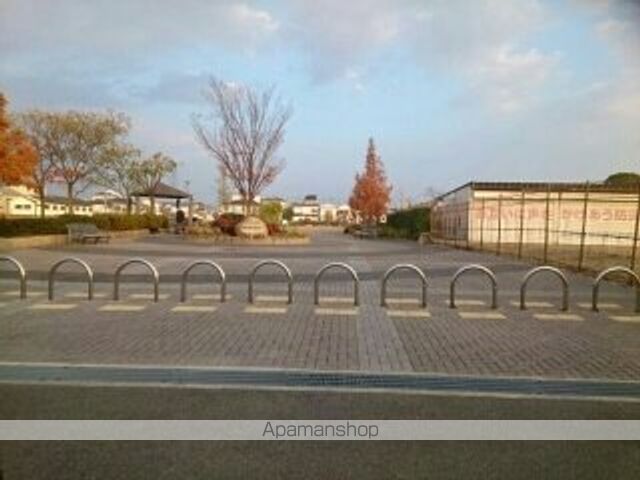 公園　北新町大池公園（公園）まで210m