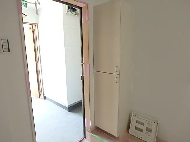 玄関　※同建物別部屋