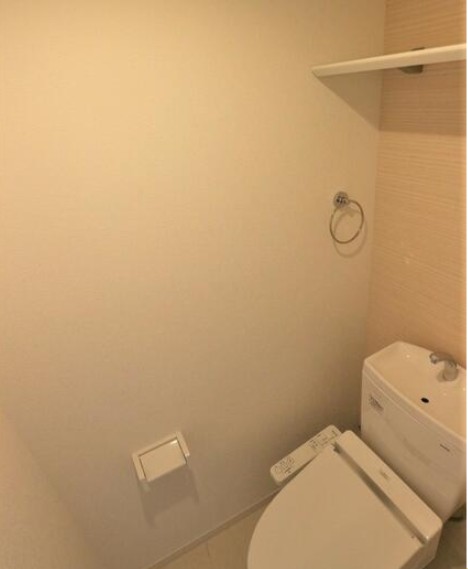 トイレ　※同建物別部屋