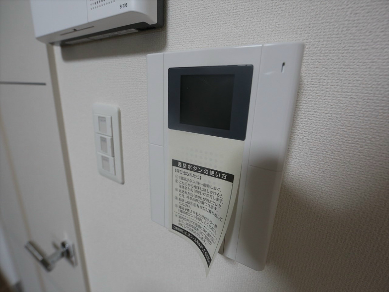 セキュリティ　セキュリティ　TVモニター付インターホン