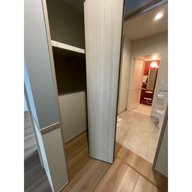 収納　魅力的な集合住宅はエントランス部分に引きがある