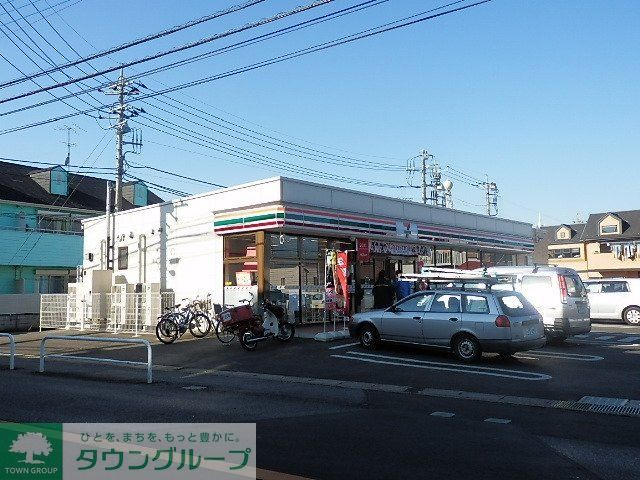 コンビニ　セブンイレブン（コンビニ）まで319m