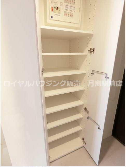 収納　玄関シューズボックス　別部屋参考写真