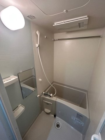 バス・シャワールーム　日々の疲れを癒すお風呂付です