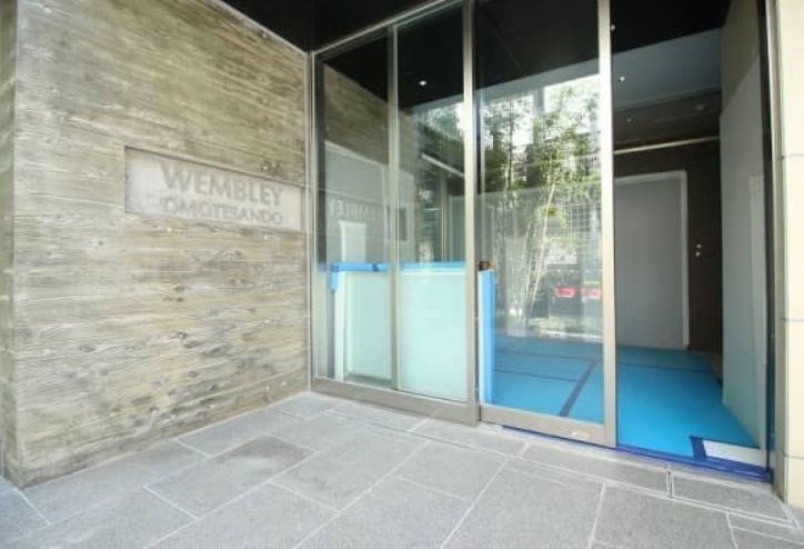 エントランス　★《見学予約受け付け中》設備充実の分譲賃貸マンションです。お