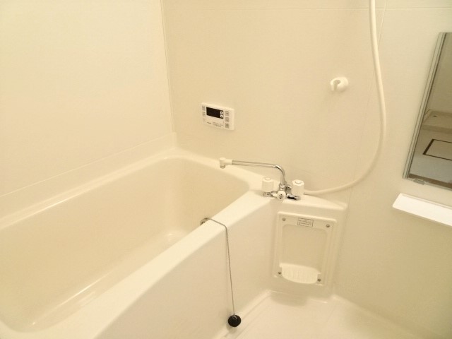 バス・シャワールーム　※同タイプ参考写真