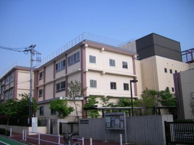 中学校　板橋区立志村第三中学校（中学校）まで449m