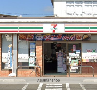 コンビニ　セブンイレブン（コンビニ）まで594m