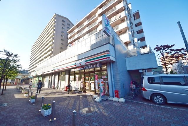 コンビニ　セブンイレブン北区赤羽北2丁目店（コンビニ）まで272m