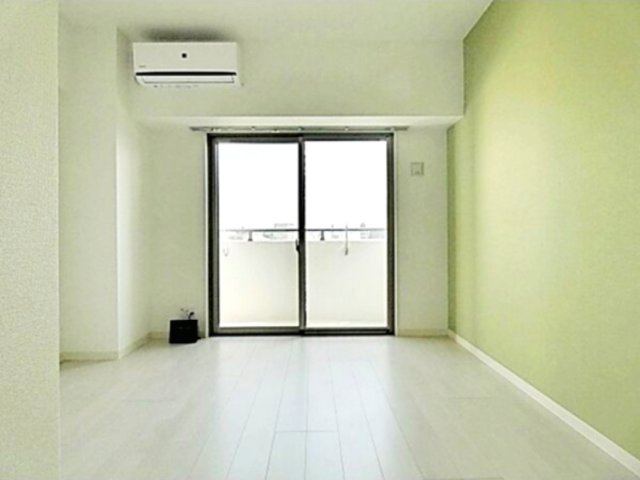居室・リビング　※写真は同じマンションの違う部屋のものになります。