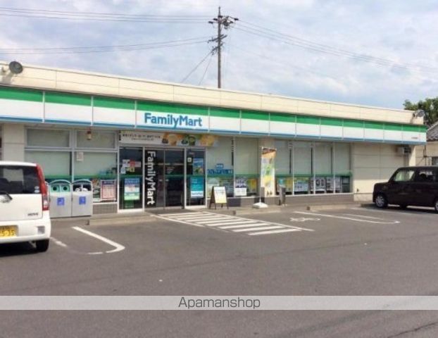 コンビニ　ファミリーマート松本征矢野店（コンビニ）まで879m