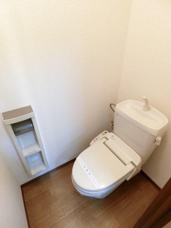 トイレ　図面と現状に相違がある場合には現状を優先