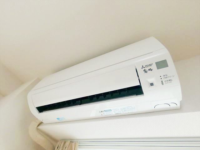 その他設備　まだまだ綺麗なエアコンが設備で付いてます