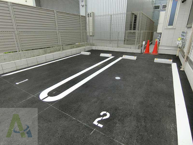 駐車場　駐車場