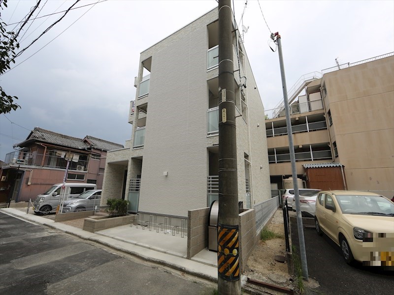 建物外観　外観　オートロック付　インターネット無料