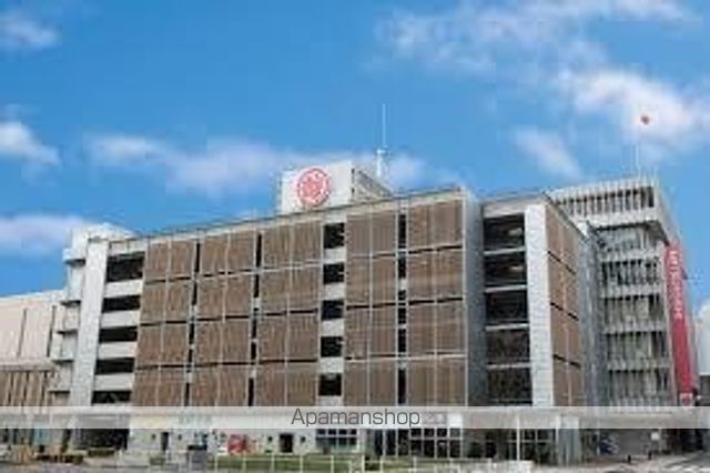 ショッピングセンター　高松三越（ショッピングセンター）まで429m