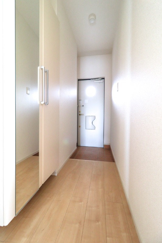 玄関　図面と現状に相違がある場合には現状を優先