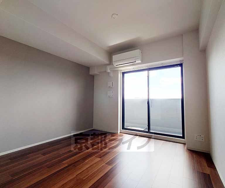 居室・リビング　広々としたお部屋です