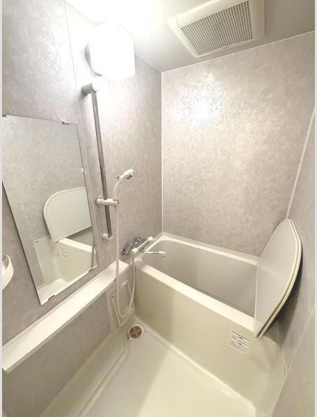 バス・シャワールーム　※同型のお部屋の参考写真です