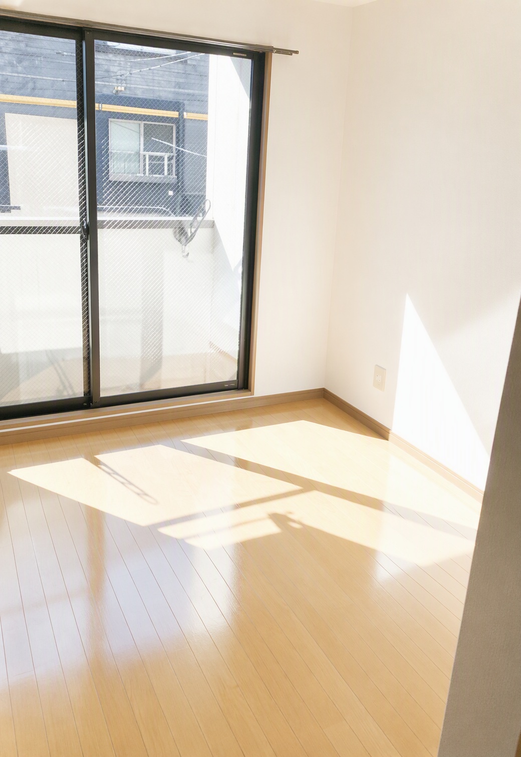 洗面設備　※同建物内の別部屋参考写真です