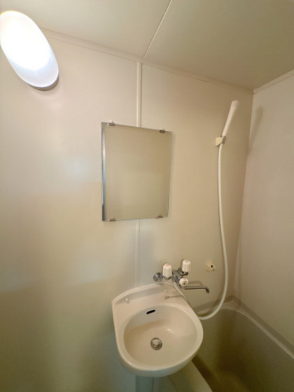 洗面設備　※別部屋の写真です