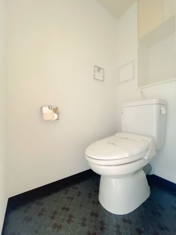 トイレ　※別号室参考写真