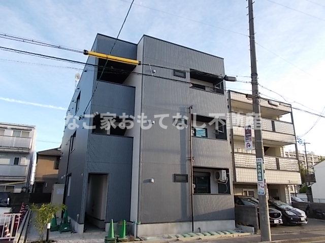 建物外観　ブルーノート（Blue Note）