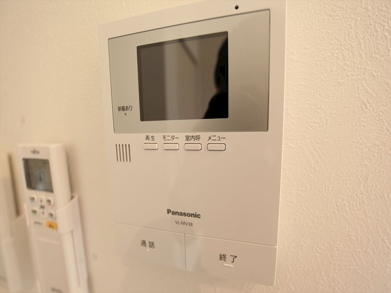 セキュリティ　ＴＶモニター付インターホン　イメージ写真