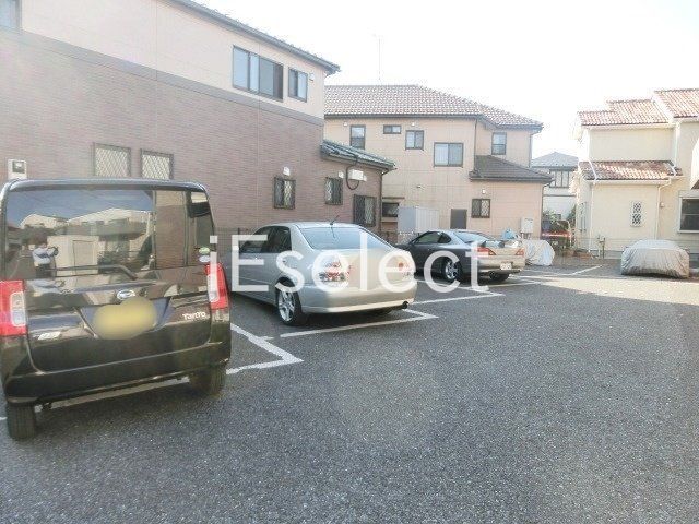 駐車場　敷地内駐車場