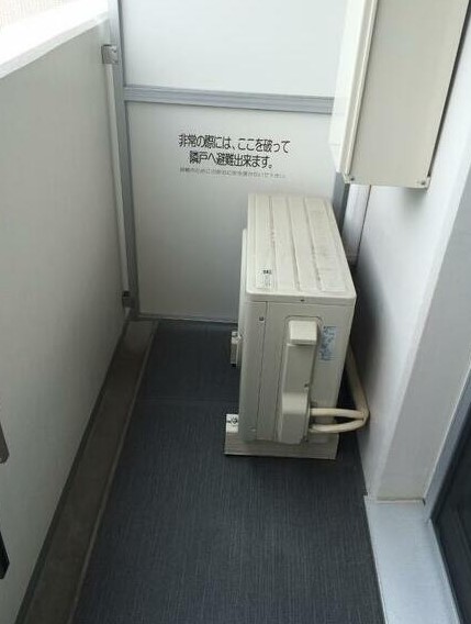 バルコニー