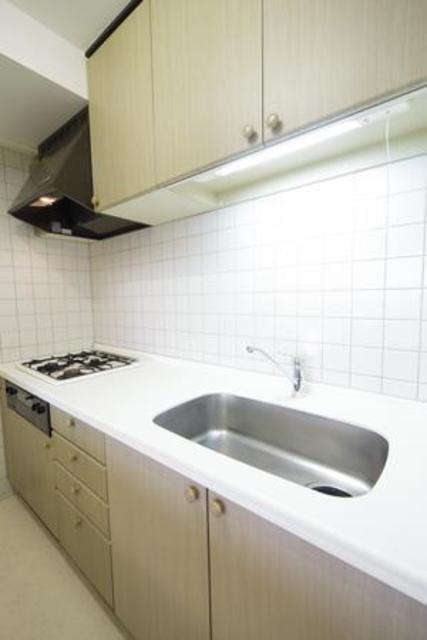 キッチン　※写真は同タイプ住戸です。
