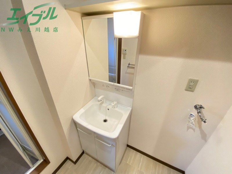 洗面設備　同物件別部屋参考写真です。