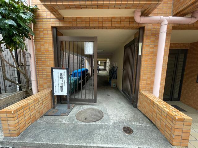 エントランス　?
