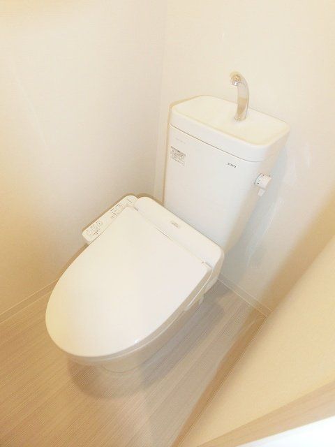 トイレ　★お部屋探しは株式会社タウンハウジング東京まで★