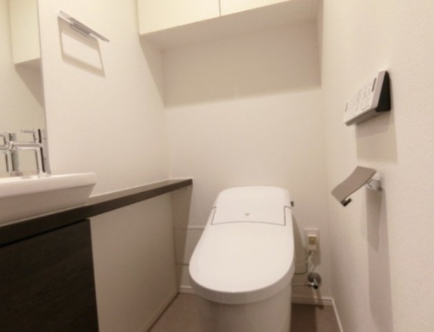 トイレ　別部屋参考写真