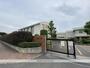 小学校　藤沢市立六会小学校（小学校）まで938m